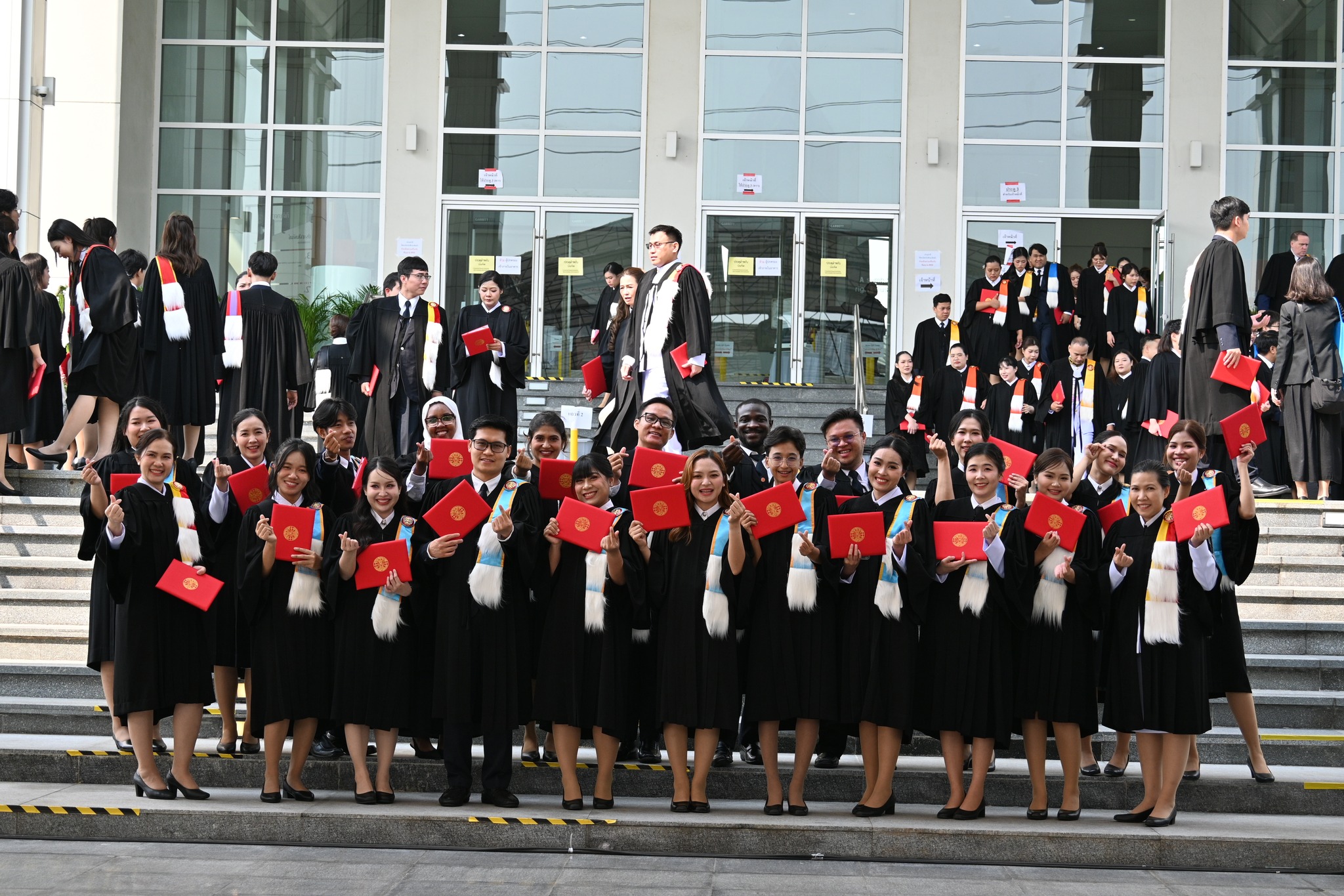 Image-Graduation-Ceremony